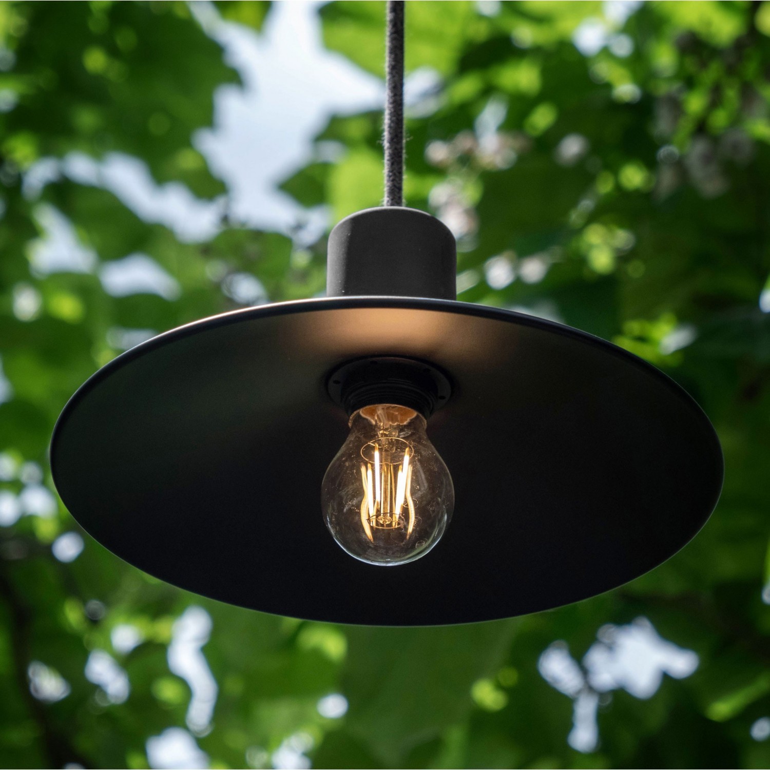 eiva-elegant-varldens-forsta-utomhus-e27-ip65-lamphallare-for-lampskarm-for-sjalvmontering-i-silikon (4)